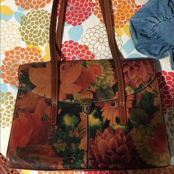 Patricia Nash Floral Envelope Style Bag - Picture 1 of 13